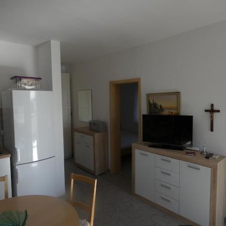 Tomo Apartment Стариград-Пакленица Екстериор снимка